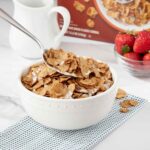 Great Value Bran Flakes Breakfast Cereal, 15.6 oz - Image 3